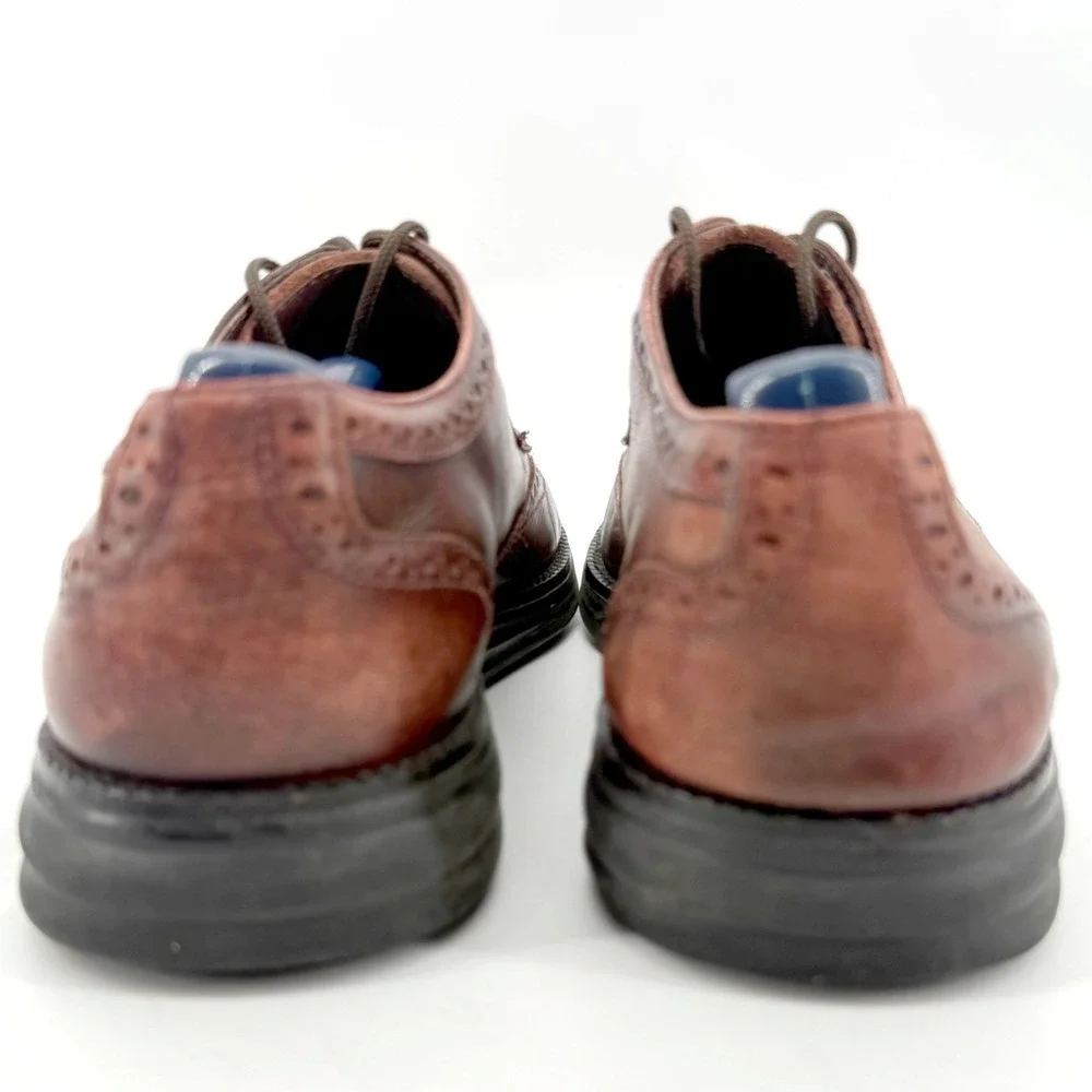 Donald J Pliner Wingtip Oxford Mens 9.5M Burgundy Burnished Leather Luxury